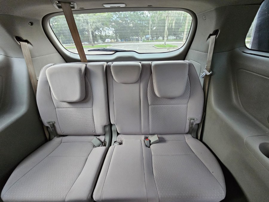 2016 Kia Sedona LX - Photo 14