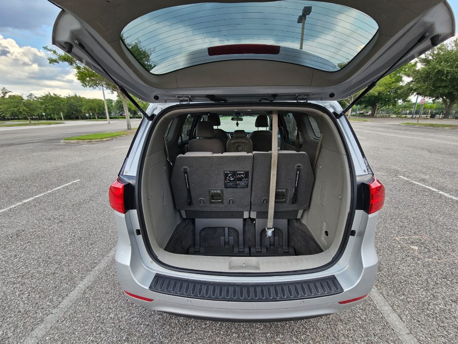 2016 Kia Sedona LX - Photo 19