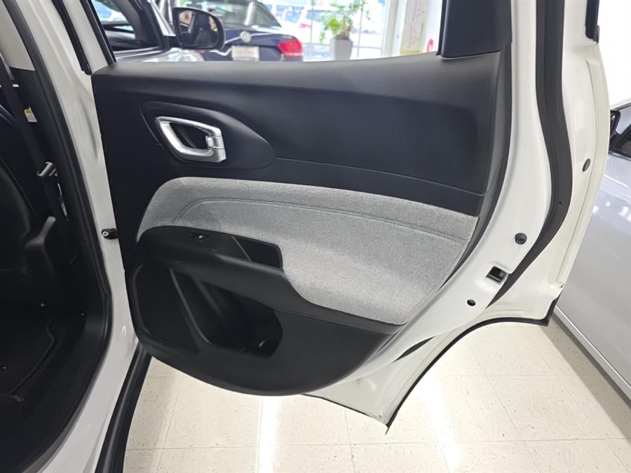 2022 Jeep Compass Latitude - Photo 13