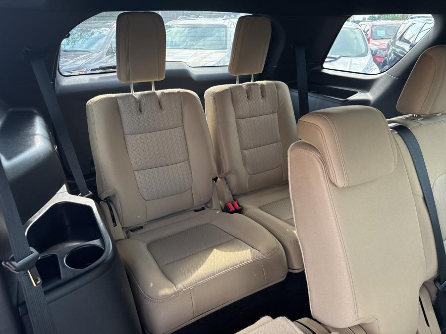 2016 Ford Explorer Base - Photo 17