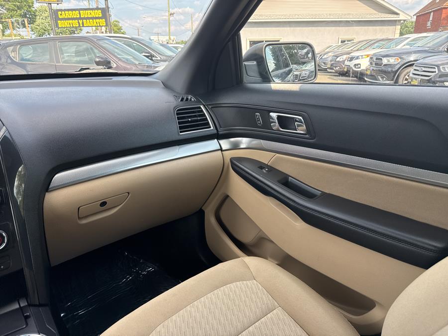 2016 Ford Explorer Base - Photo 22