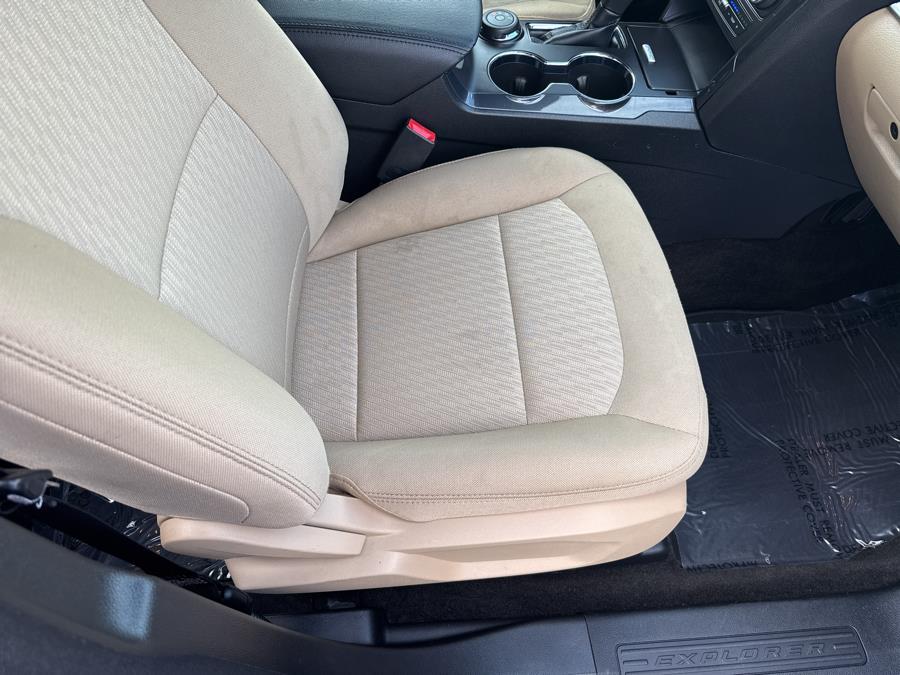 2016 Ford Explorer Base - Photo 15