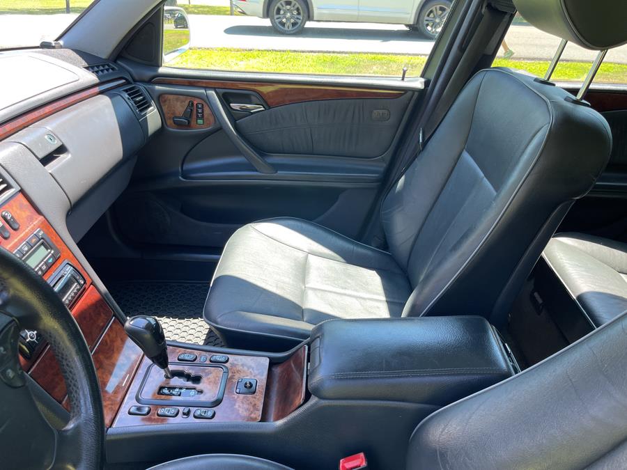 2002 Mercedes-Benz E-Class E320 4Matic - Photo 16