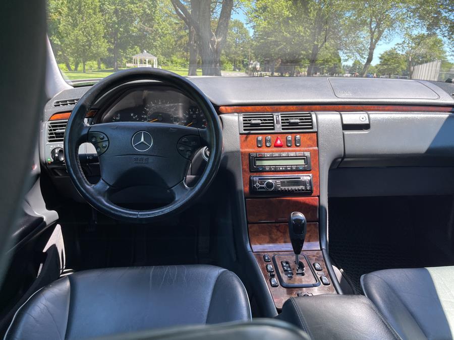 2002 Mercedes-Benz E-Class E320 4Matic - Photo 26