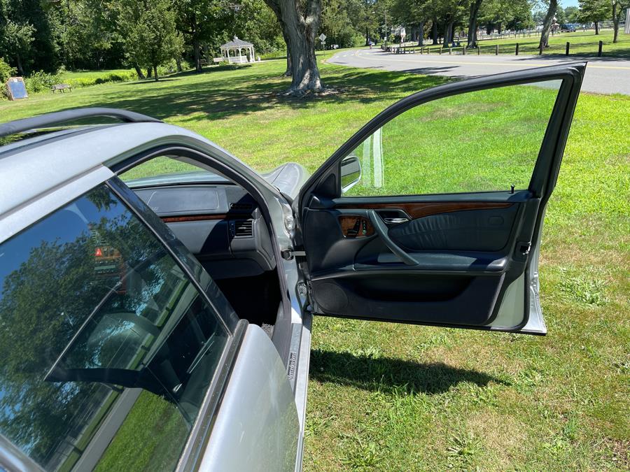 2002 Mercedes-Benz E-Class E320 4Matic - Photo 32