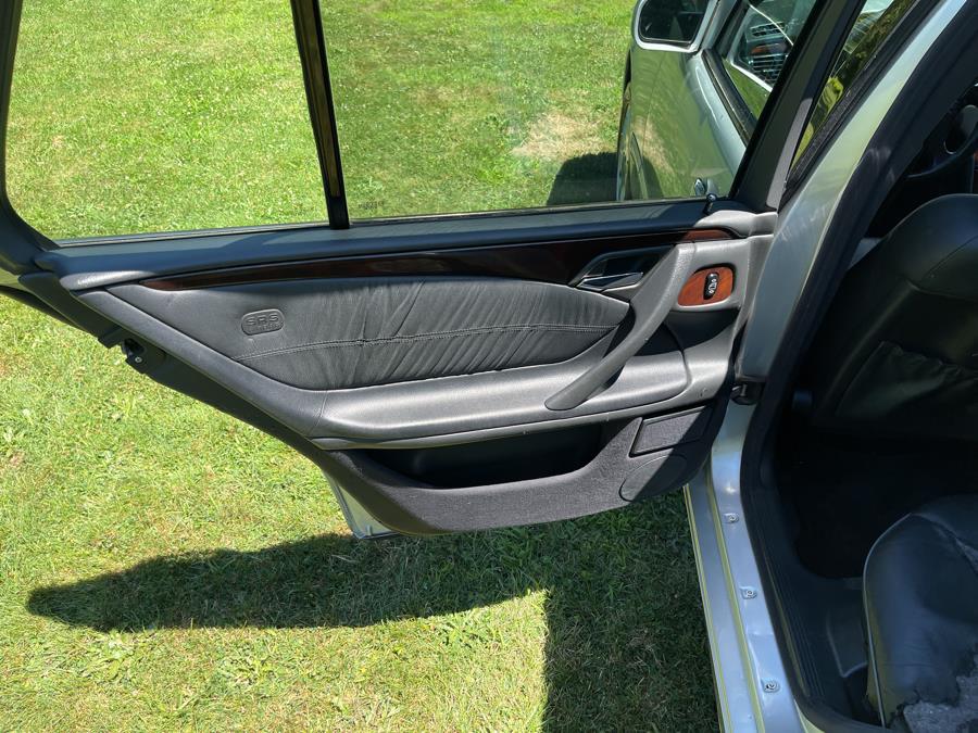 2002 Mercedes-Benz E-Class E320 4Matic - Photo 23