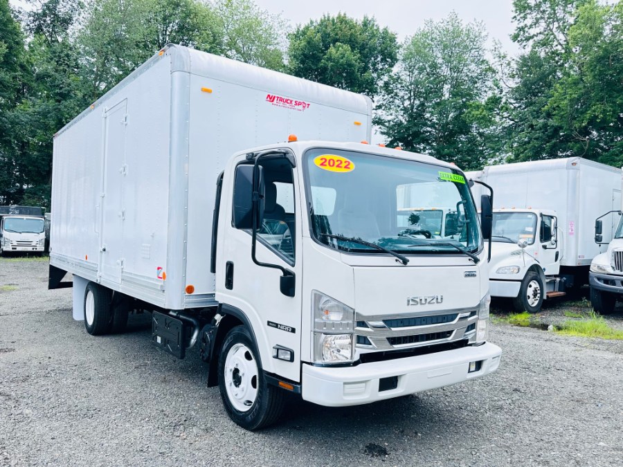 2022 Isuzu NRR's photo