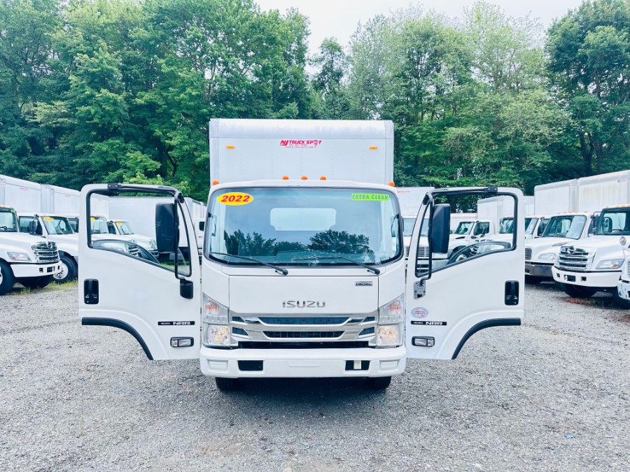 2022 Isuzu NRR - Photo 13