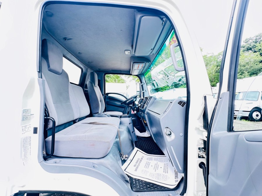 2022 Isuzu NRR - Photo 20