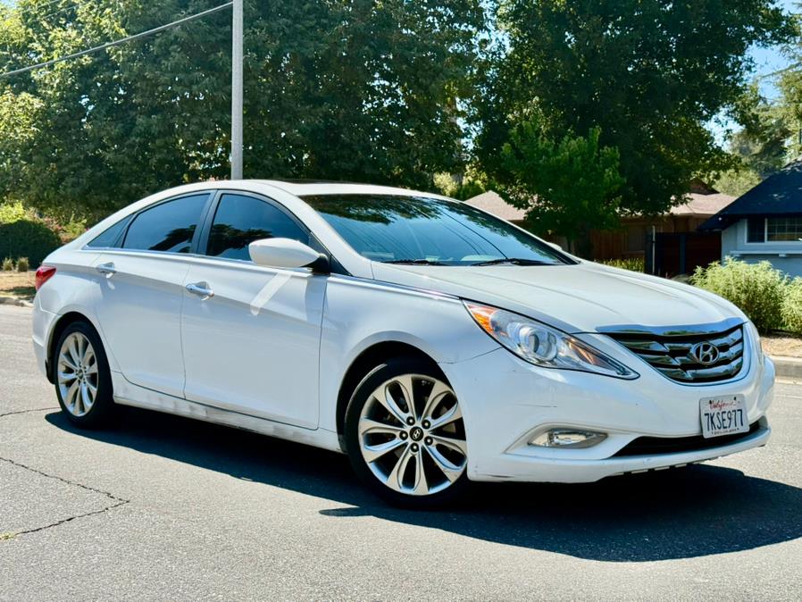 2013 Hyundai Sonata Limited I4 A/T's photo