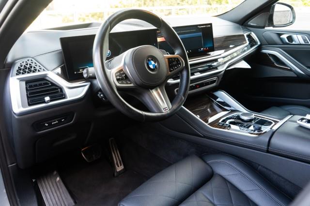 2025 BMW X6 xDrive40i's photo