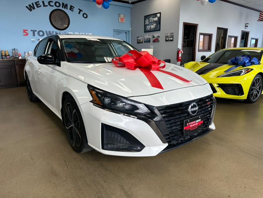 2023 Nissan Altima 2.5 SR's photo