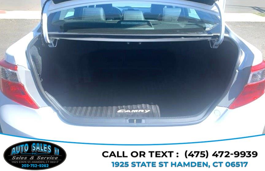2013 Toyota Camry SE - Photo 10