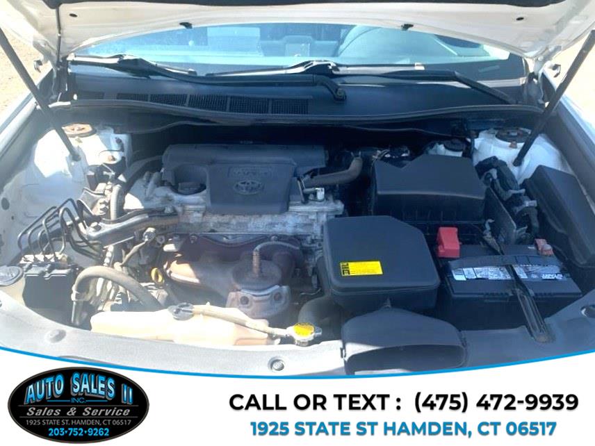 2013 Toyota Camry SE - Photo 11