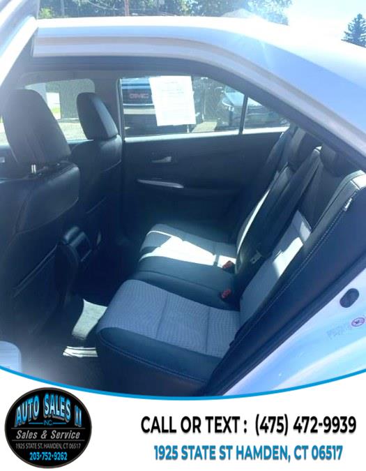 2013 Toyota Camry SE - Photo 9