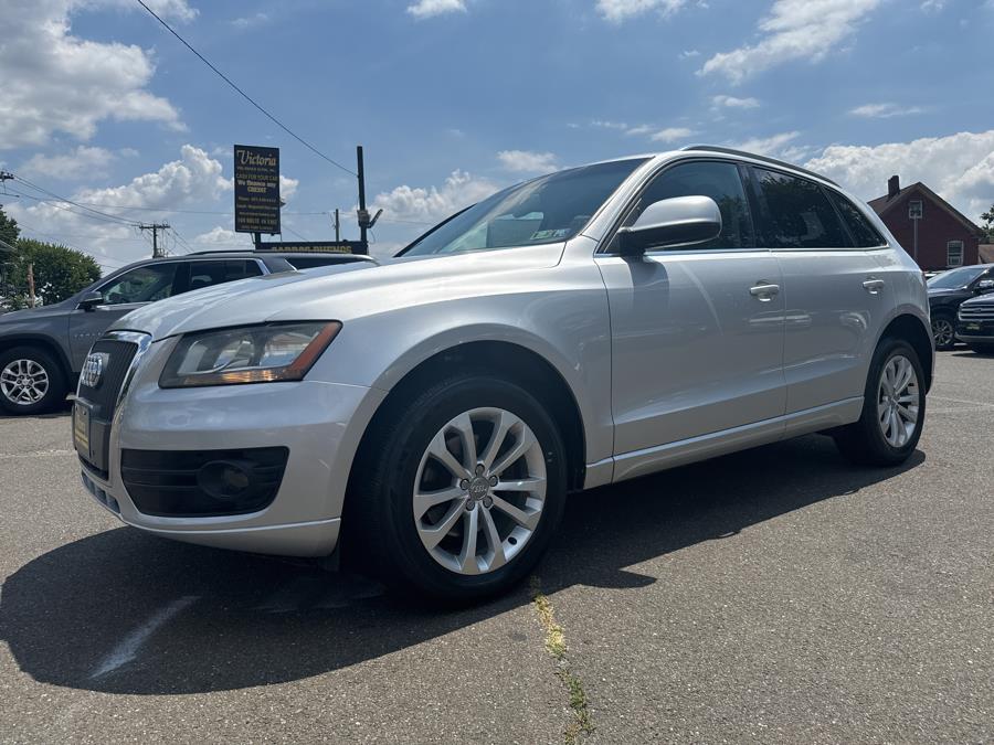 2011 Audi Q5 2.0T quattro Tiptronic Premium's photo