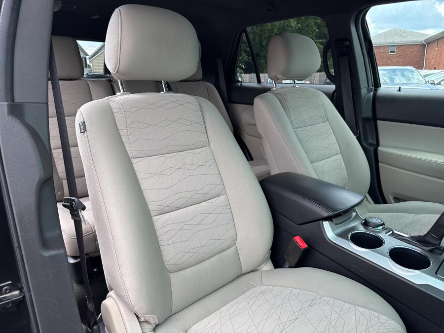 2014 Ford Explorer Base - Photo 18