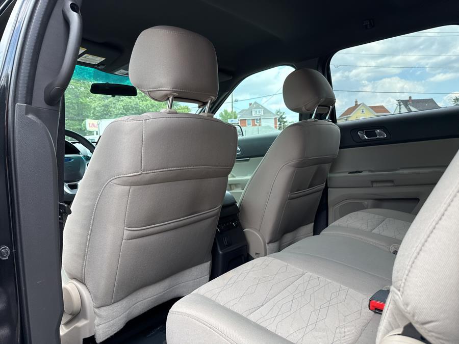 2014 Ford Explorer Base - Photo 14