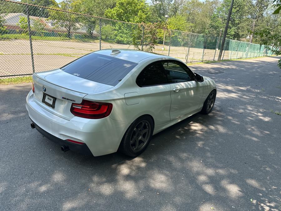 2017 BMW 2 Series M240i - Photo 9