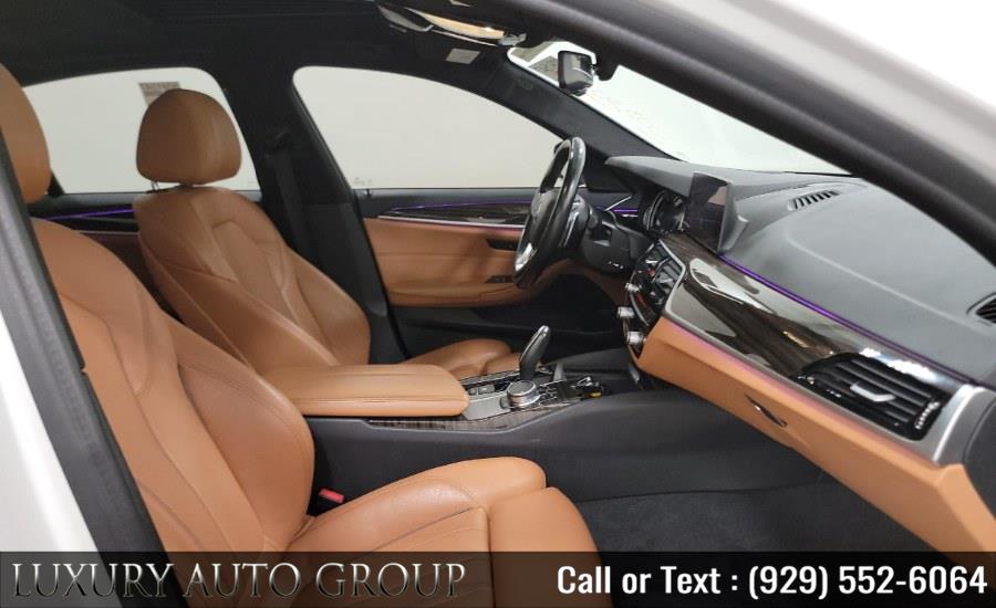 2019 BMW 5 Series 530i - Photo 11