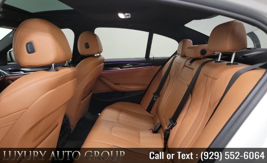 2019 BMW 5 Series 530i - Photo 10