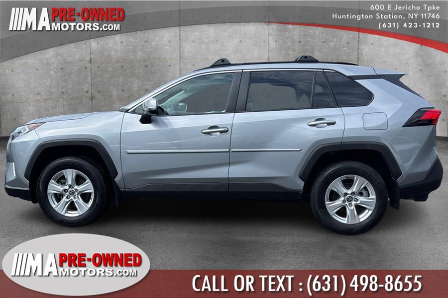 2021 Toyota RAV4 XLE - Photo 7