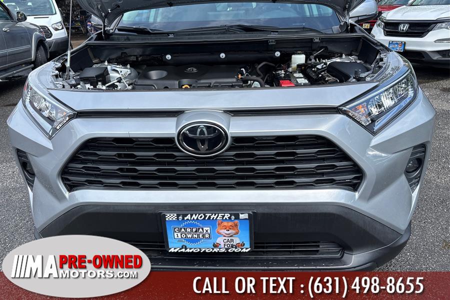 2021 Toyota RAV4 XLE - Photo 10