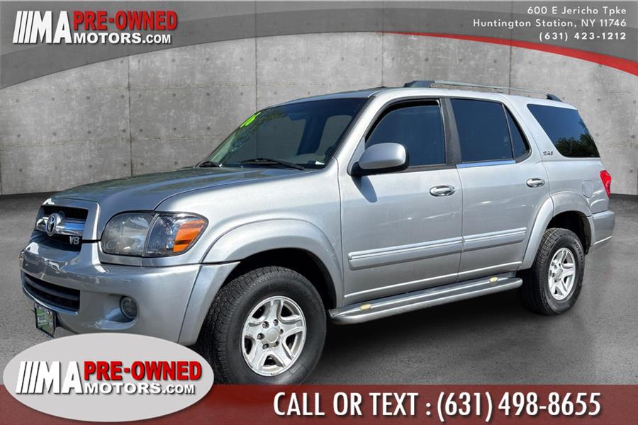 2006 Toyota Sequoia SR5's photo