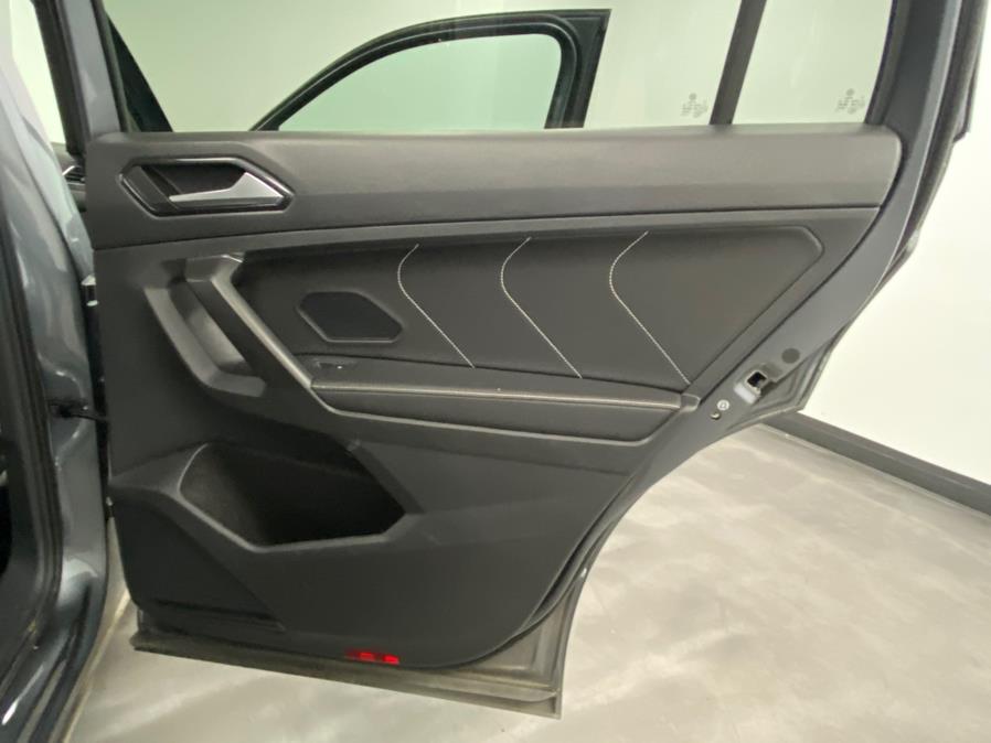 2023 Volkswagen Tiguan SE - Photo 42