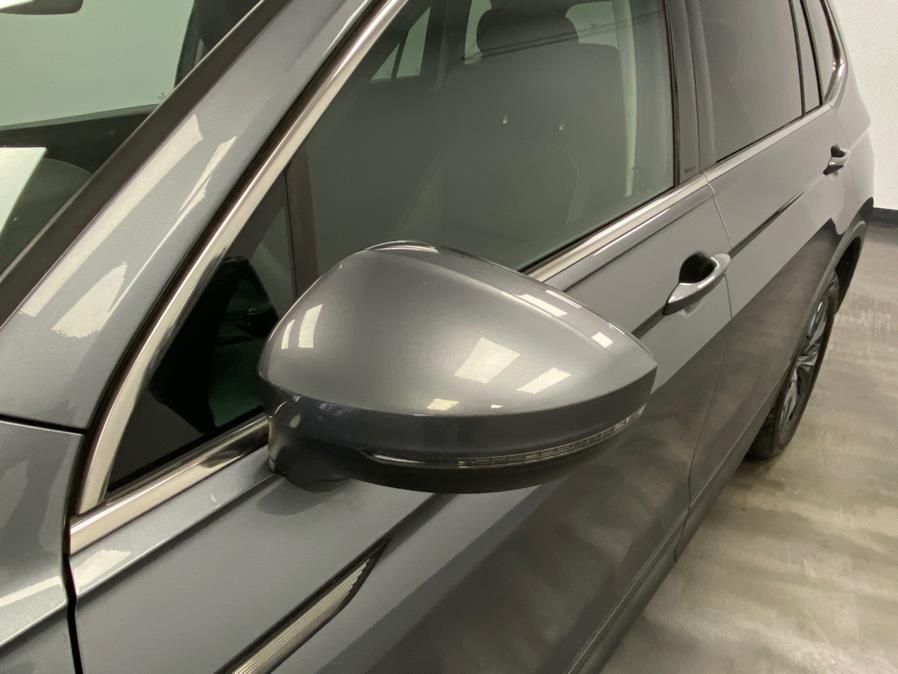 2023 Volkswagen Tiguan SE - Photo 11