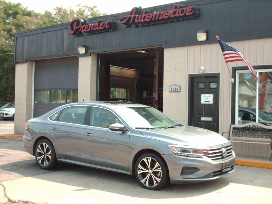 2021 Volkswagen Passat SE - Photo 2