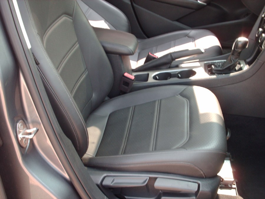 2021 Volkswagen Passat SE - Photo 8