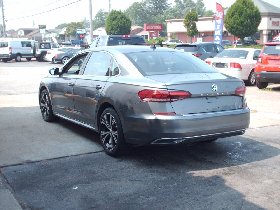 2021 Volkswagen Passat SE - Photo 5