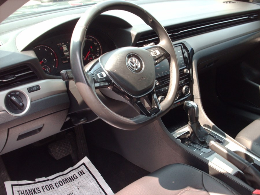 2021 Volkswagen Passat SE - Photo 10