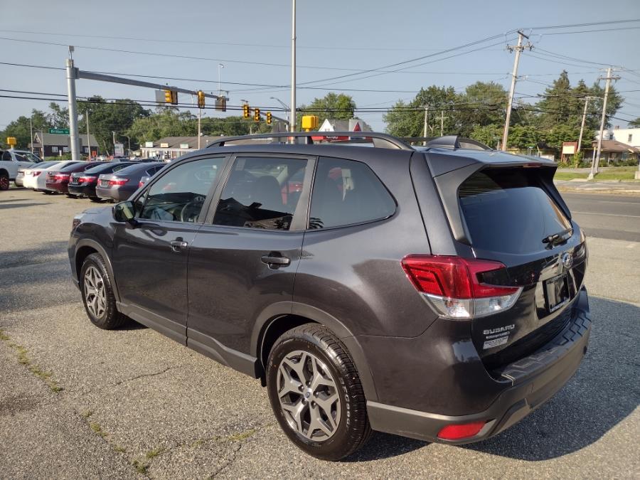 2019 Subaru Forester Premium - Photo 7