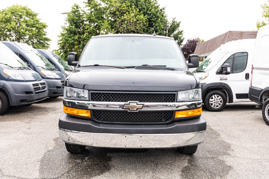 2018 Chevrolet Express 2500 Work Van HD's photo