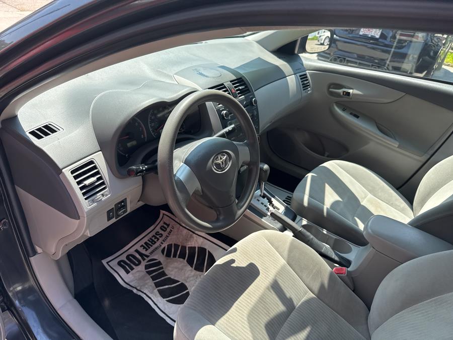 2010 Toyota Corolla LE - Photo 9