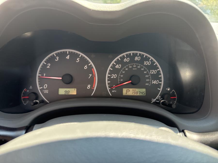 2010 Toyota Corolla LE - Photo 11
