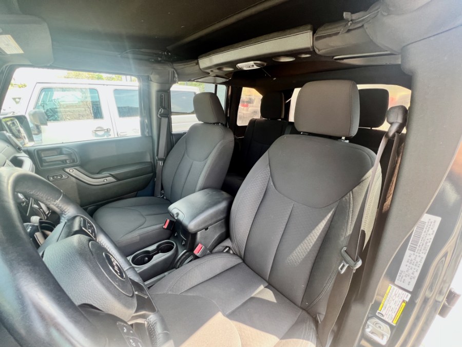 2017 Jeep Wrangler Unlimited Sport S - Photo 21