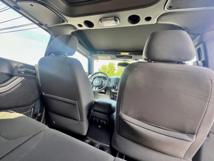 2017 Jeep Wrangler Unlimited Sport S - Photo 30