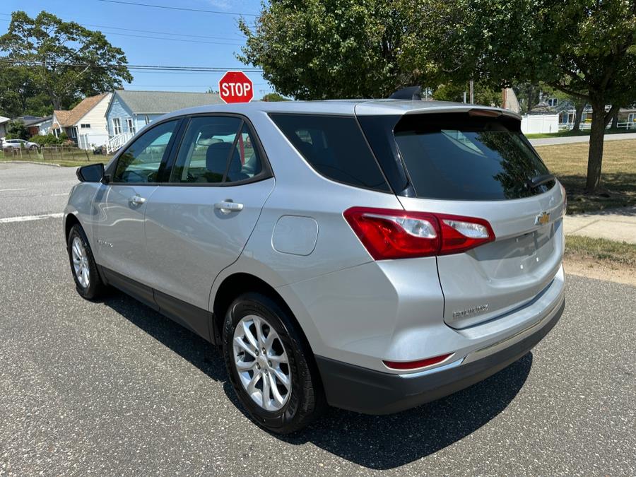 2018 Chevrolet Equinox LS - Photo 6