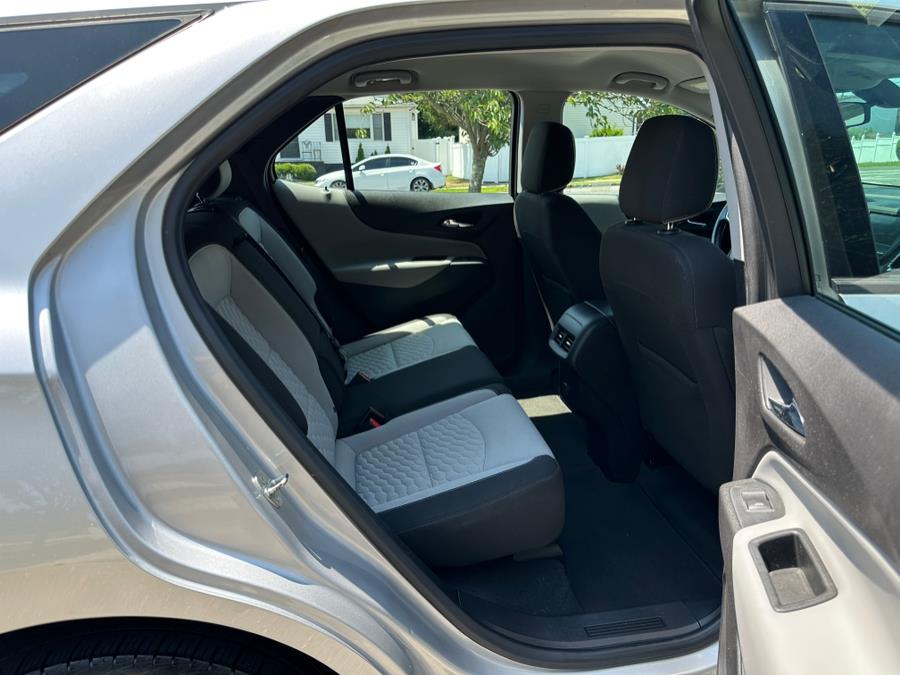 2018 Chevrolet Equinox LS - Photo 17