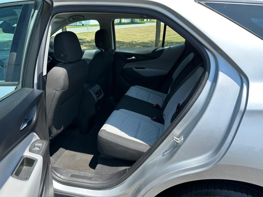 2018 Chevrolet Equinox LS - Photo 15