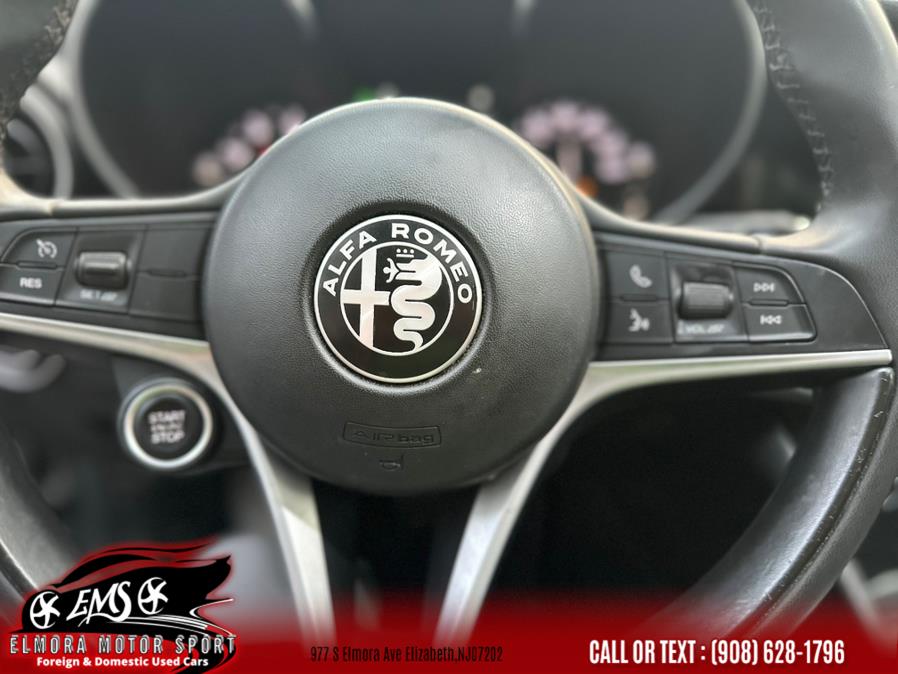 2019 Alfa Romeo Giulia Base - Photo 24