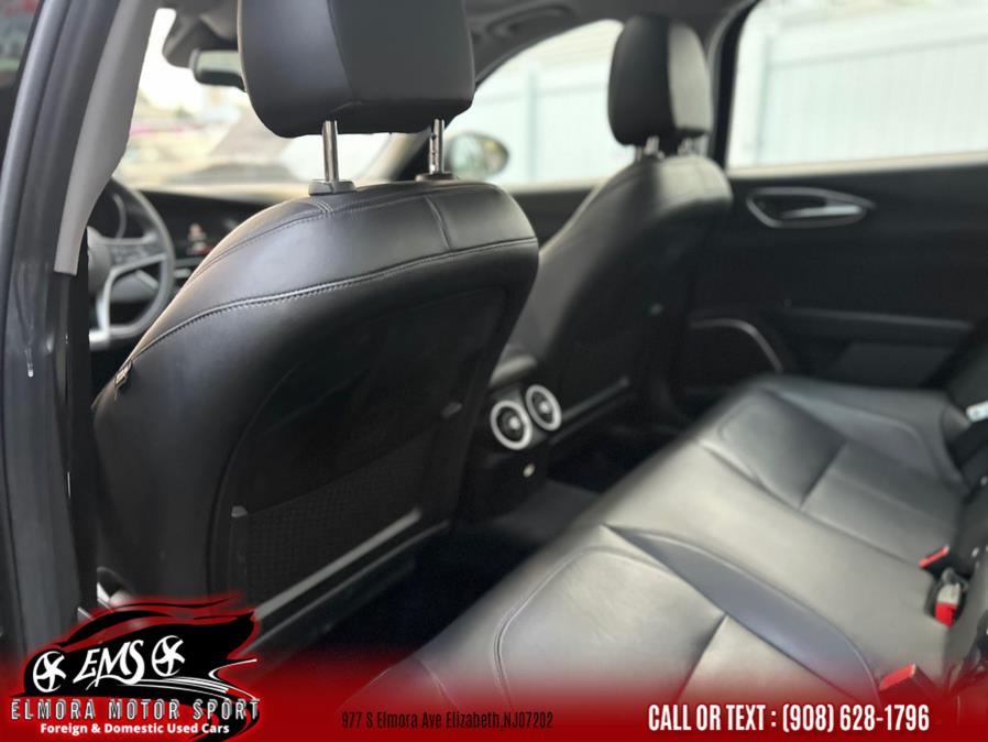 2019 Alfa Romeo Giulia Base - Photo 16