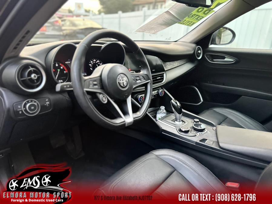 2019 Alfa Romeo Giulia Base - Photo 18