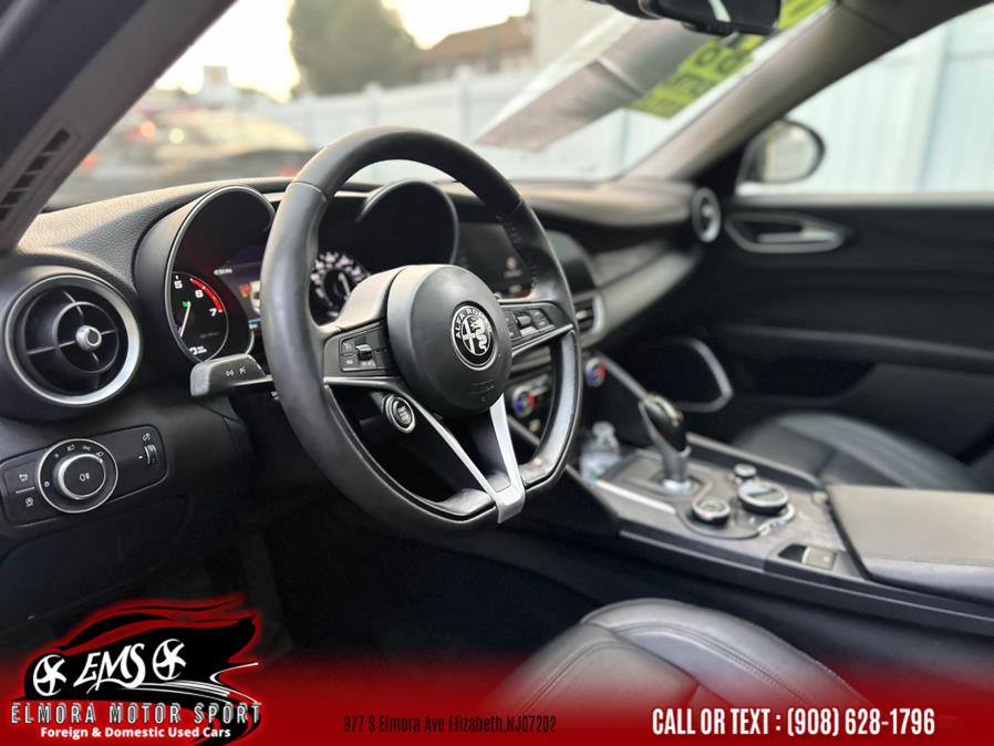 2019 Alfa Romeo Giulia Base - Photo 13