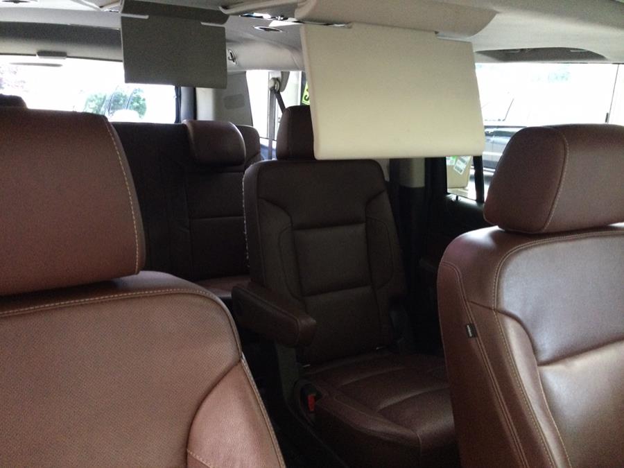 2018 Chevrolet Suburban Premier - Photo 24