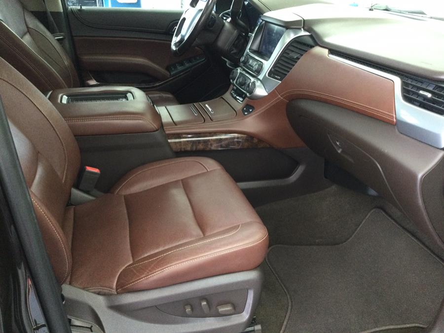 2018 Chevrolet Suburban Premier - Photo 23