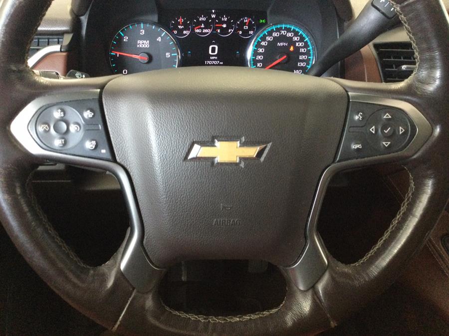2018 Chevrolet Suburban Premier - Photo 10